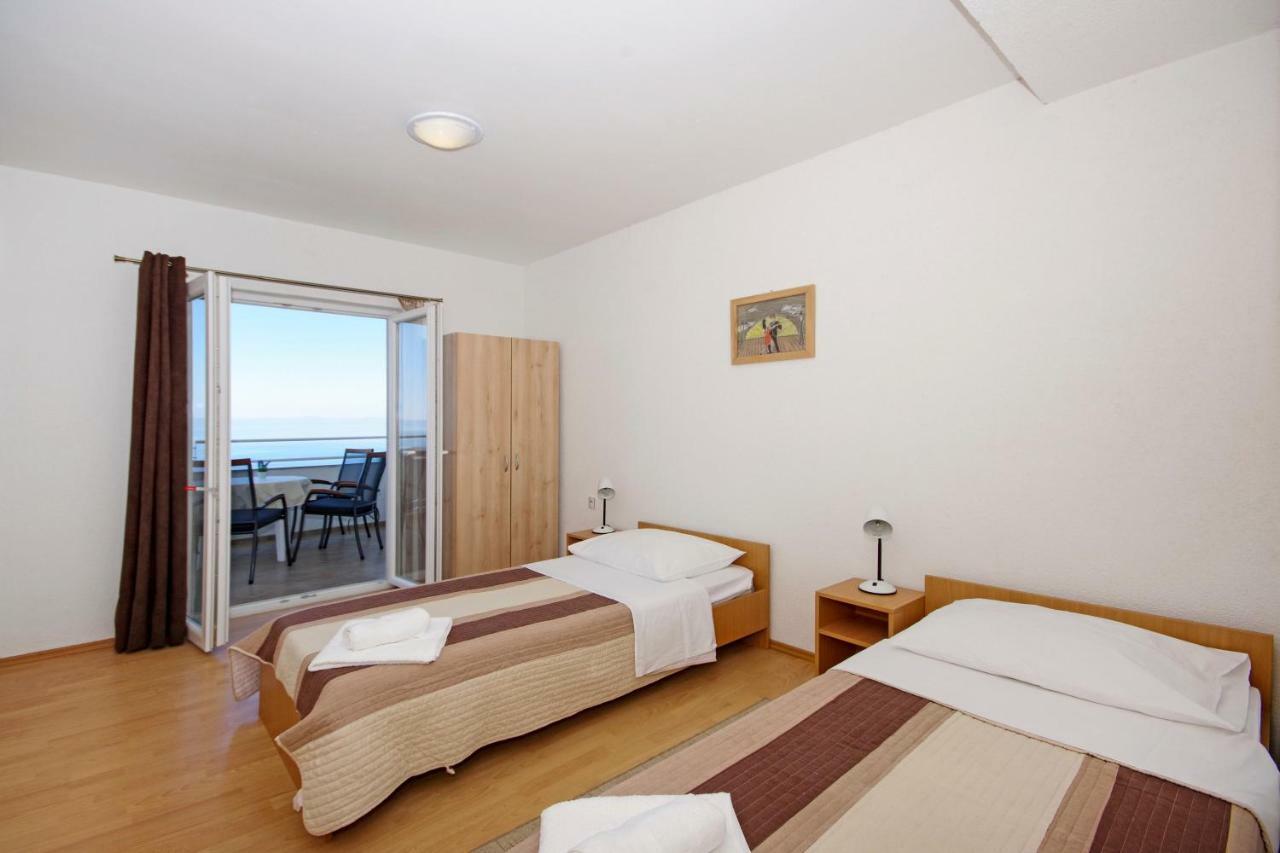 Apartments Solis Makarska Ngoại thất bức ảnh